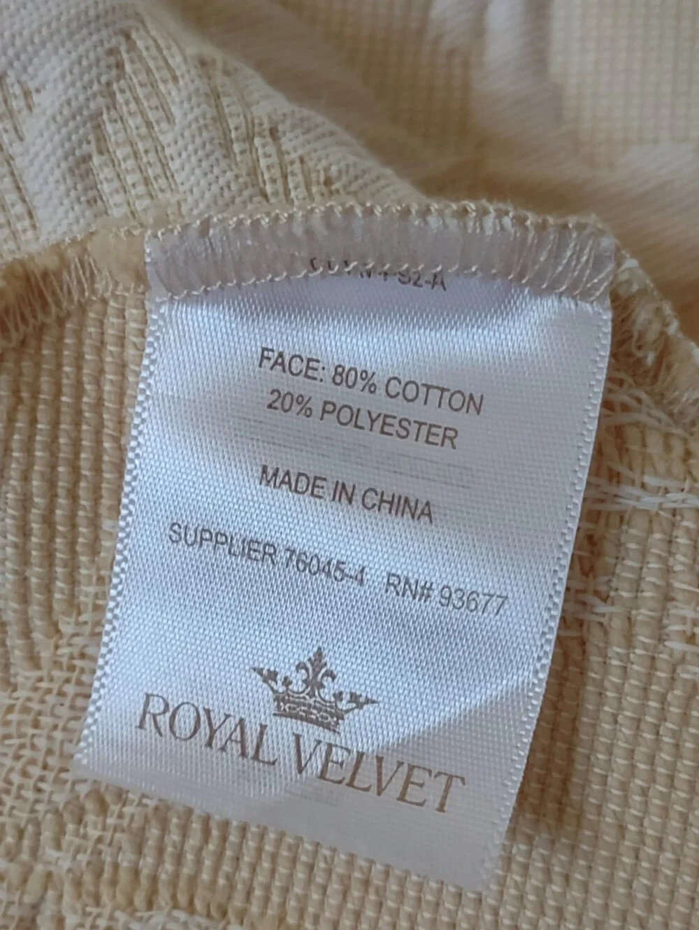 Royal Velvet Matelasse King Coverlet + 2 Decorative Pillows With Flange